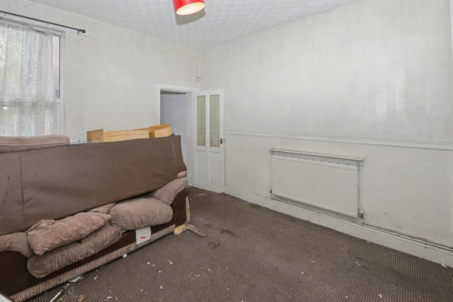 254 Wolverhampton Road, Walsall, WS2 8RQ 2