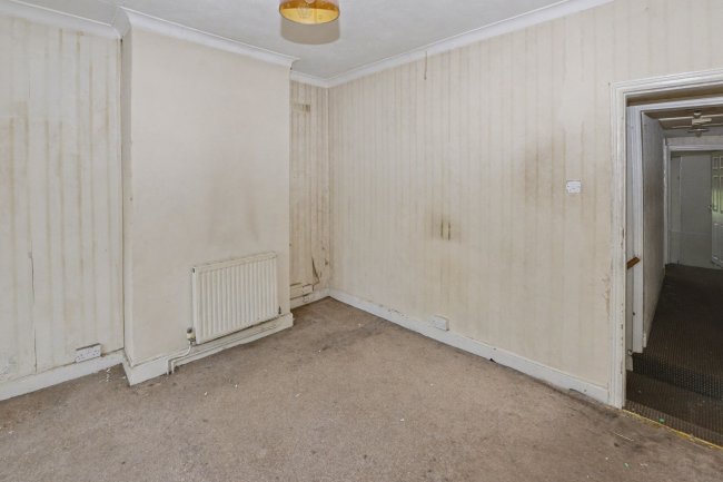 254 Wolverhampton Road, Walsall, WS2 8RQ 2