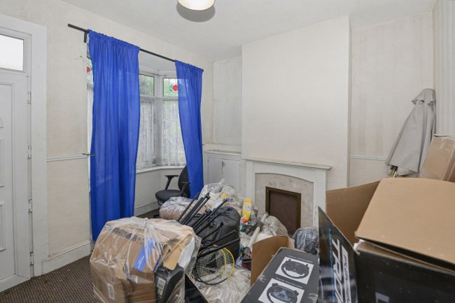 254 Wolverhampton Road, Walsall, WS2 8RQ 2