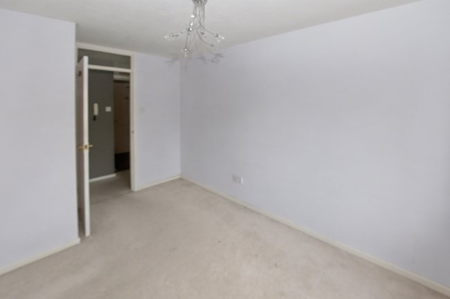 20 Parklands, Banbury, OX16 2SZ 2