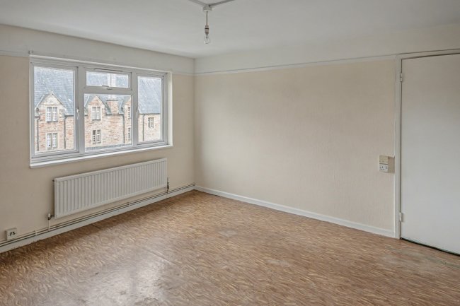 54 Chamberlain Street, Wells, Somerset, BA5 2PT 5