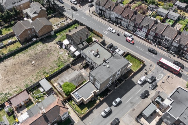 24 and 26 Chingford Mount Road, Chingford, London, E4 9AB 5