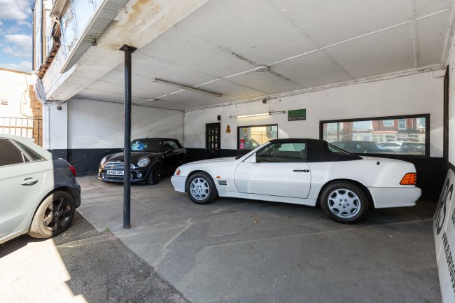 24 and 26 Chingford Mount Road, Chingford, London, E4 9AB 5