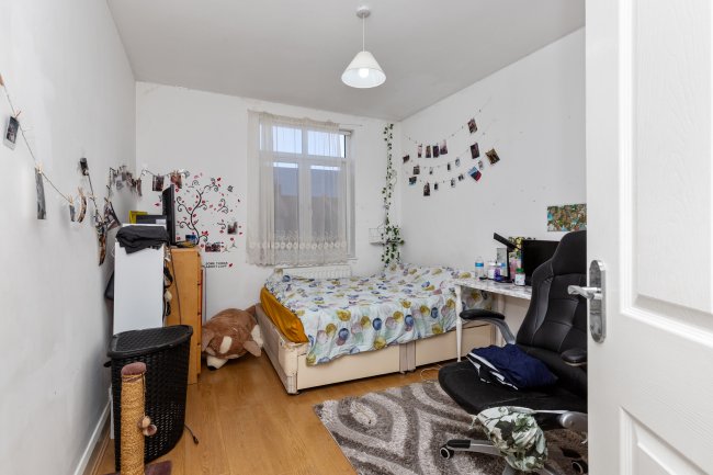24 and 26 Chingford Mount Road, Chingford, London, E4 9AB 5