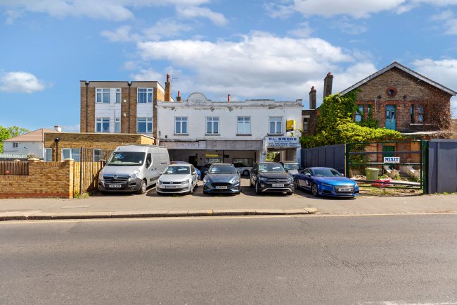 24 and 26 Chingford Mount Road, Chingford, London, E4 9AB 5