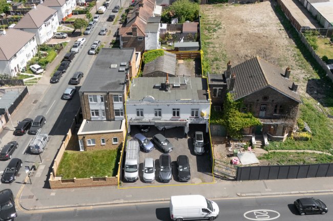 24 and 26 Chingford Mount Road, Chingford, London, E4 9AB 5