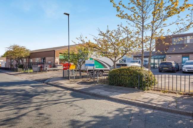 Geoffrey Rhodes Centre, 46-60 Algernon Road, Byker, Newcastle, NE6 2UZ 2