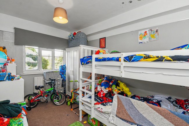 434 Dollary Court, Kingston Road, Kingston upon Thames KT1 3PB 8