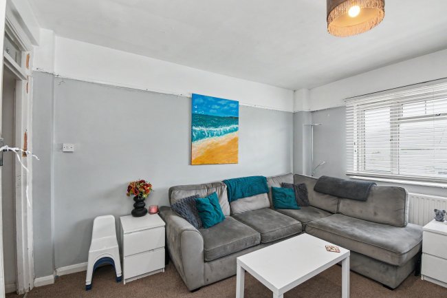 434 Dollary Court, Kingston Road, Kingston upon Thames KT1 3PB 8