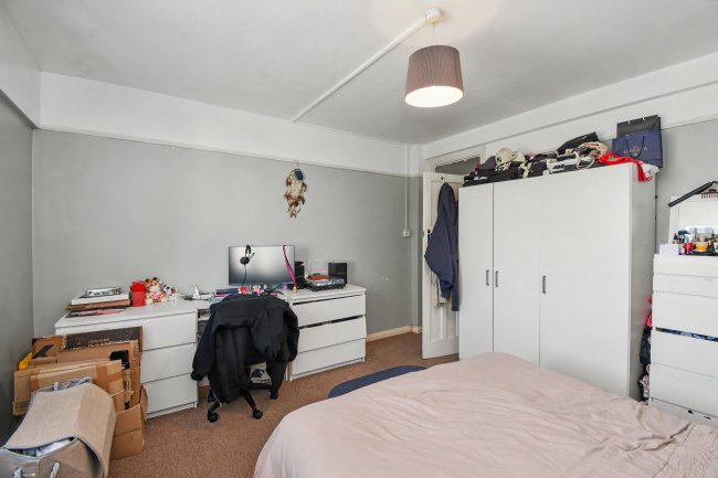 434 Dollary Court, Kingston Road, Kingston upon Thames KT1 3PB 8