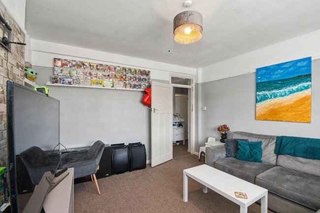 434 Dollary Court, Kingston Road, Kingston upon Thames KT1 3PB 8