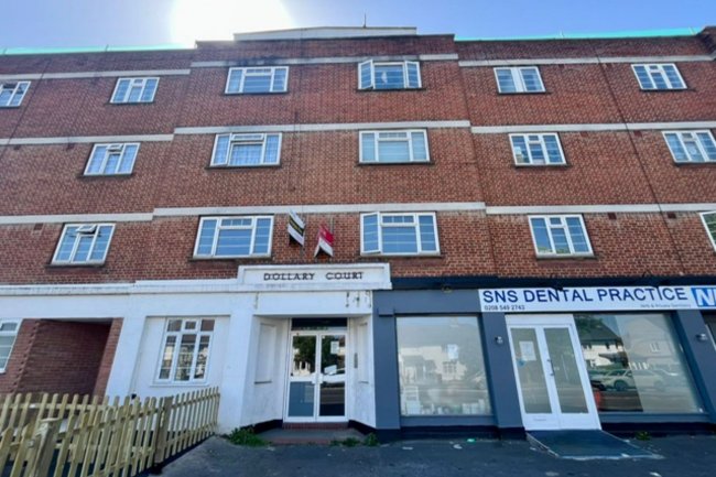 434 Dollary Court, Kingston Road, Kingston upon Thames KT1 3PB 2