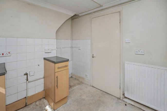19A Cremorne Road, Chelsea, London SW10 0NB 9