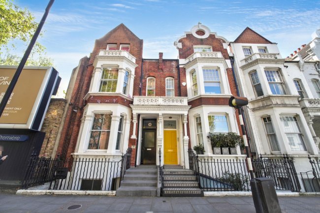 19A Cremorne Road, Chelsea, London SW10 0NB 9