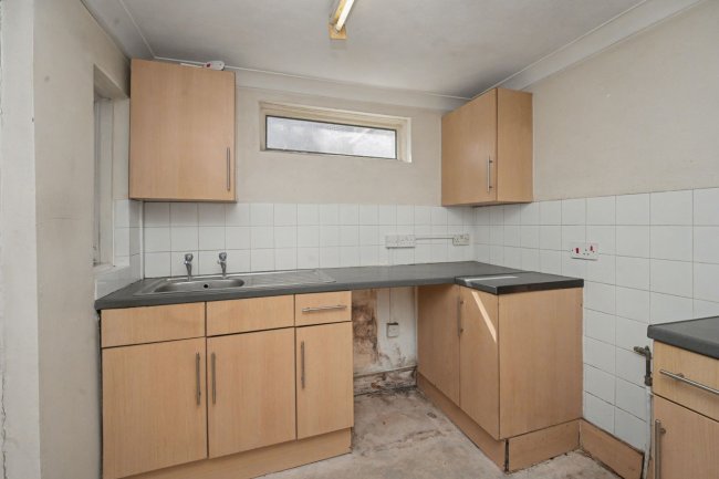 19A Cremorne Road, Chelsea, London SW10 0NB 9