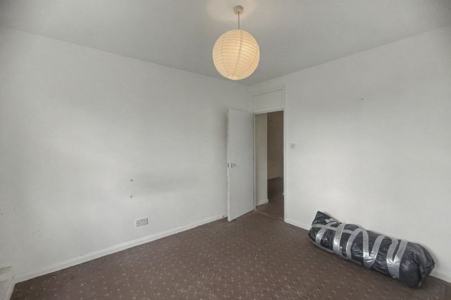 Flat E, 85 Sutherland Avenue, London W9 2HG 7