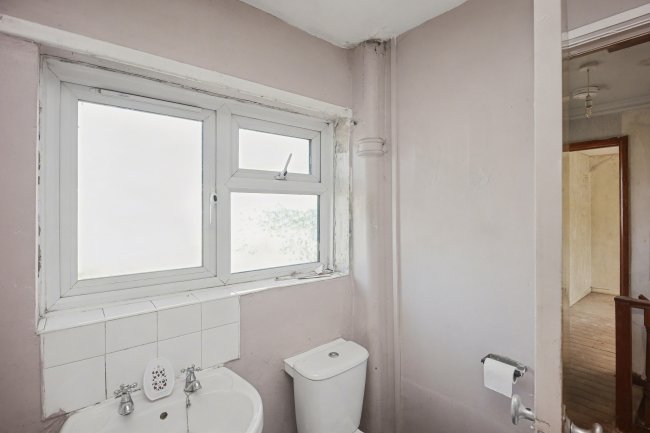 199 Allerford Road, Liverpool, L12 4YJ 6
