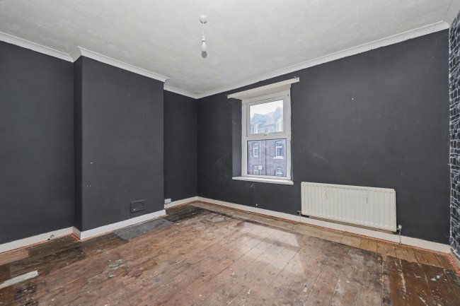 24 Gladstone Street, Workington, Cumbria, CA14 2XH 1