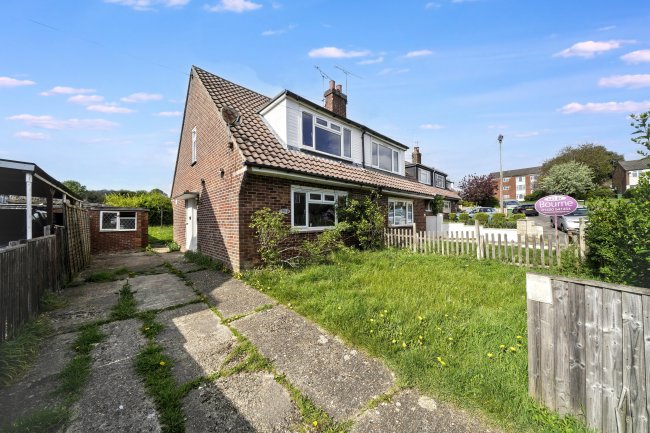 156 Manor Road, Alton, GU34 2NZ 9