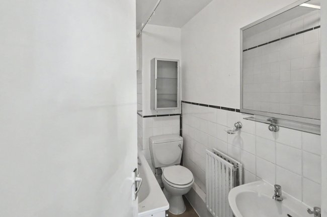 Flat D, 3 Newton Road, Bayswater, London W2 5JP 5