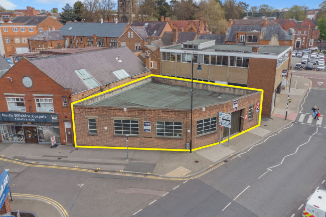3 Lancaster Road, Hinckley, Leicestershire, LE10 0AW 10