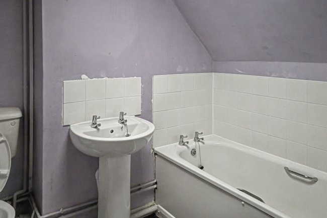 Flats 1-4, 58 Church Road, Birmingham, West Midlands, B13 9AG 4