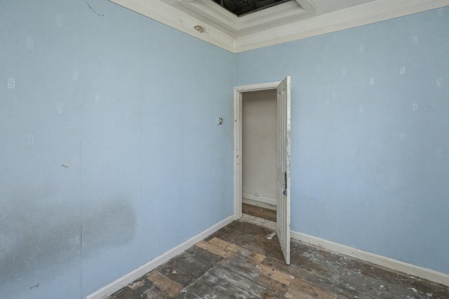 2 Police Cottages, St Albans Road, South Mimms, Potters Bar, EN6 3PJ 10