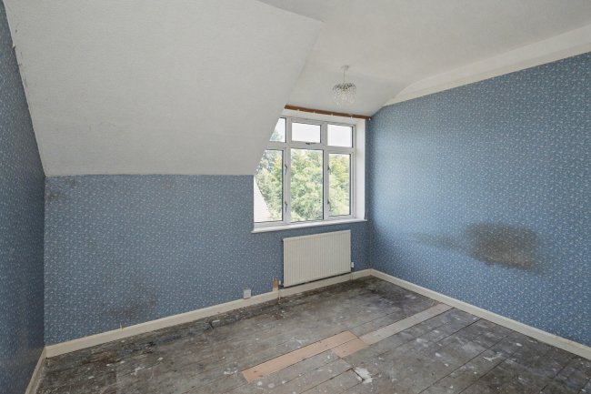 2 Police Cottages, St Albans Road, South Mimms, Potters Bar, EN6 3PJ 10