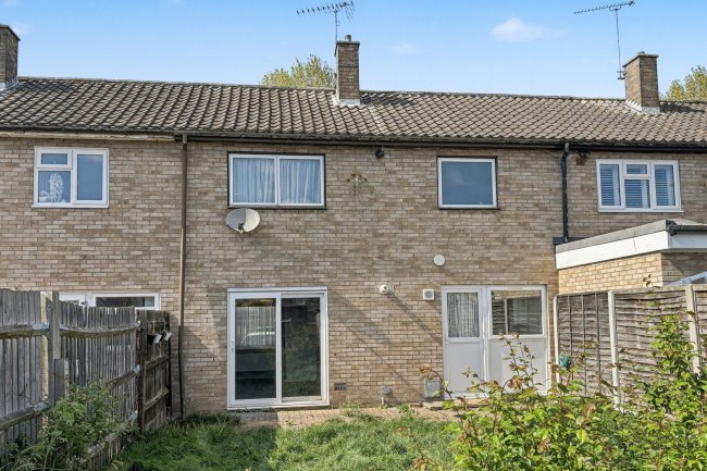 4 Delimands, Basildon, Essex, SS15 5BB 5