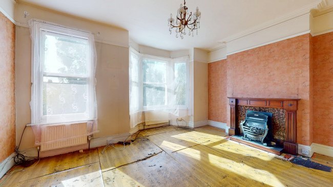 Flat B, 21 Meteor Street, Battersea, London, SW11 5NZ 1