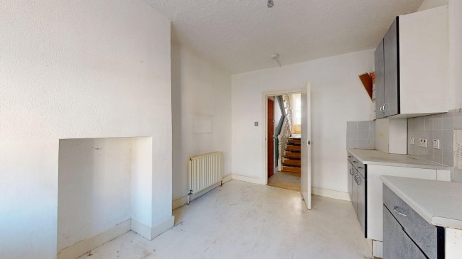 Flat B, 21 Meteor Street, Battersea, London, SW11 5NZ 1