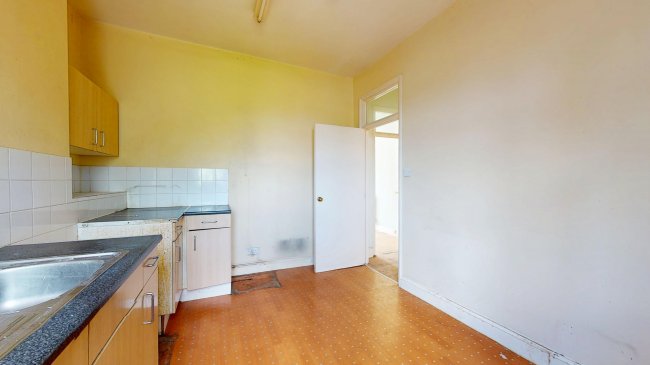 Flat B, 33 Blurton Road, Clapton, London, E5 0NJ 1