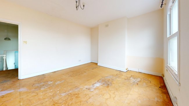 Flat B, 33 Blurton Road, Clapton, London, E5 0NJ 1