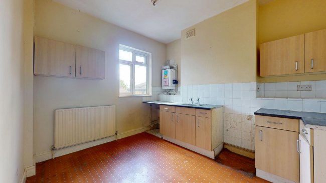 Flat B, 33 Blurton Road, Clapton, London, E5 0NJ 1