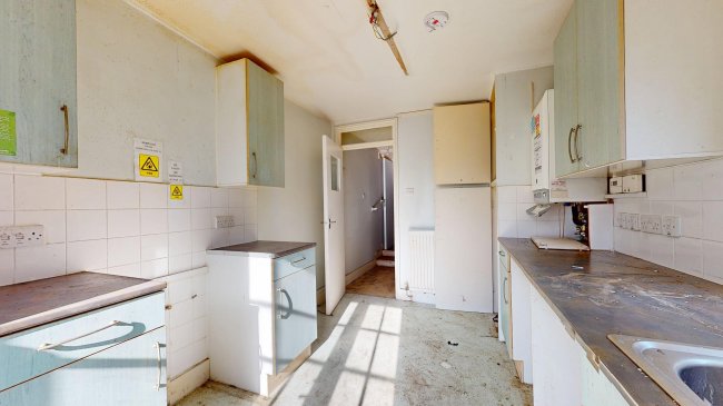 61A Grayshott Road, Battersea, London, SW11 5TS 10