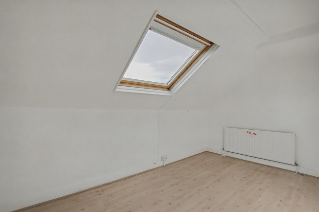 Flat C, 38 Collingwood Avenue, Muswell Hill, London N10 3ED 10