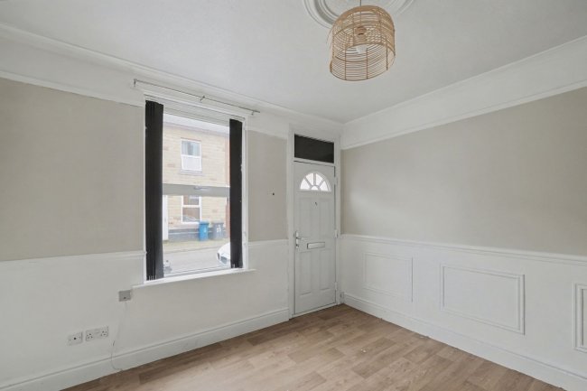 14 Spring Street, Derby DE22 3UF 5