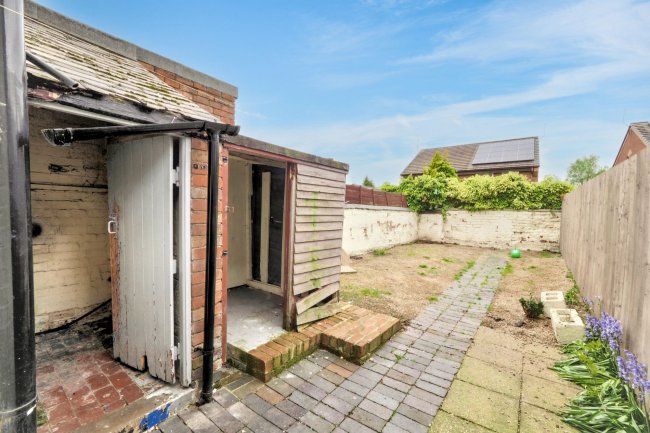 14 Spring Street, Derby DE22 3UF 5