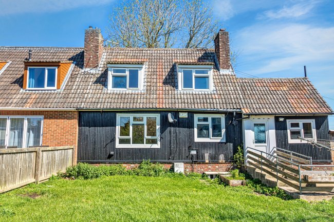 6 Hook Street, Hook, Royal Wootton Bassett, Swindon, SN4 8EF 1