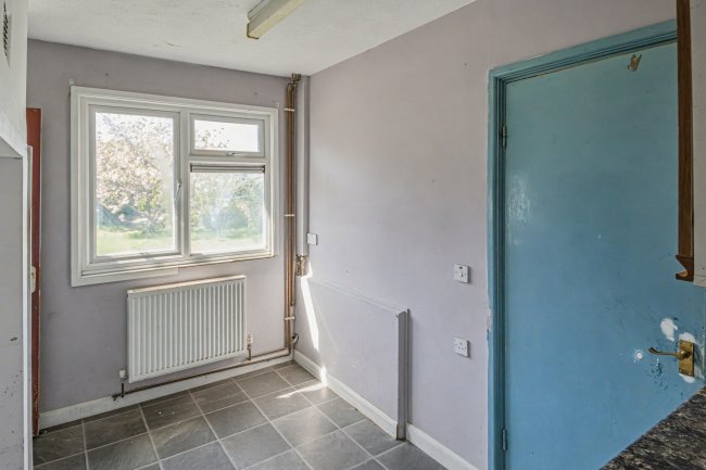 6 Hook Street, Hook, Royal Wootton Bassett, Swindon, SN4 8EF 1