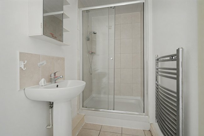 Apartment 1 Parklands, 16 Park Drive, Huddersfield, HD1 4EB 7