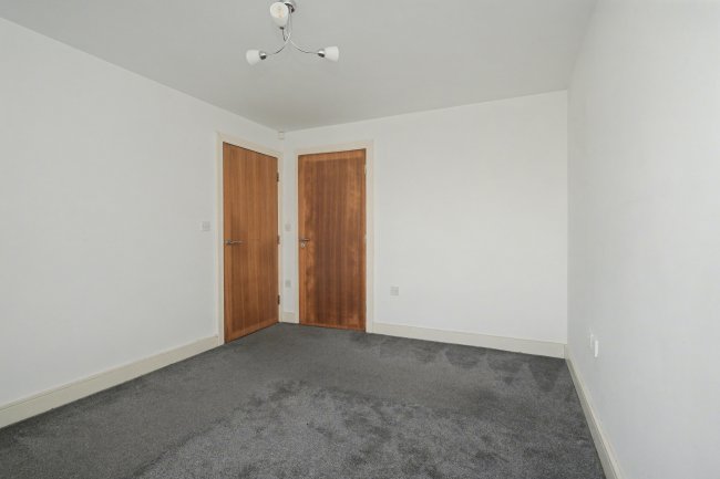 Apartment 1 Parklands, 16 Park Drive, Huddersfield, HD1 4EB 7