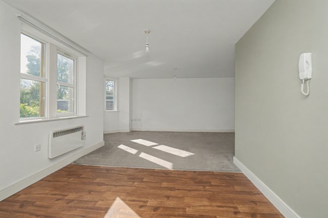 Apartment 1 Parklands, 16 Park Drive, Huddersfield, HD1 4EB 7