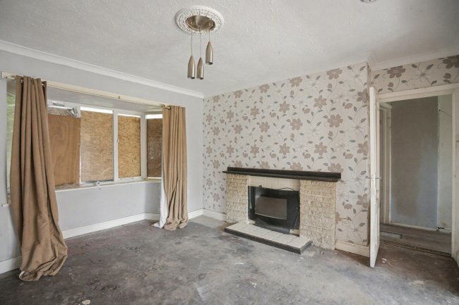 23 Cedar Drive, Chickenley, Dewsbury, West Yorkshire, WF12 8NU 4