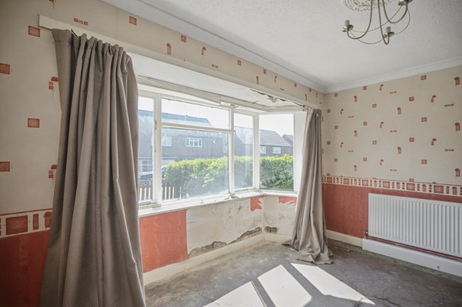 23 Cedar Drive, Chickenley, Dewsbury, West Yorkshire, WF12 8NU 4