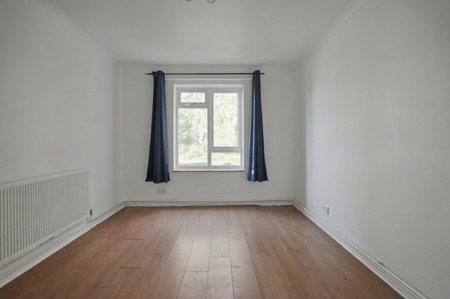 3 Henley Lodge, Courtlands, Maidenhead, SL6 2PT 8