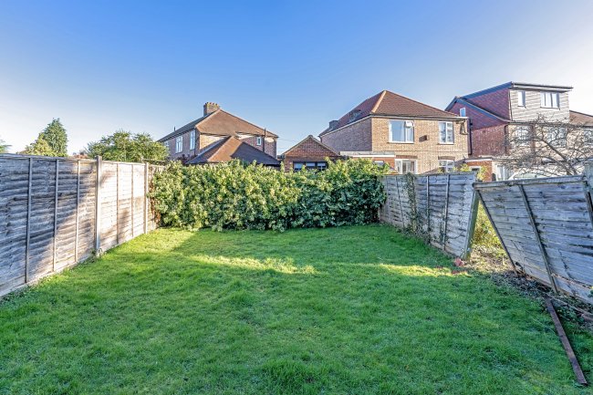 111b Wood Lane, Isleworth, Middlesex, TW7 5EG 8