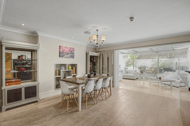 26 Wellington Road, St Johns Wood, London NW8 9SP 1