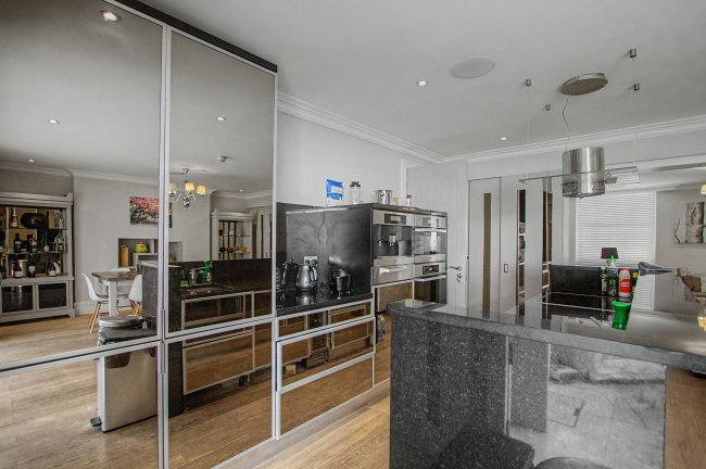 26 Wellington Road, St Johns Wood, London NW8 9SP 1