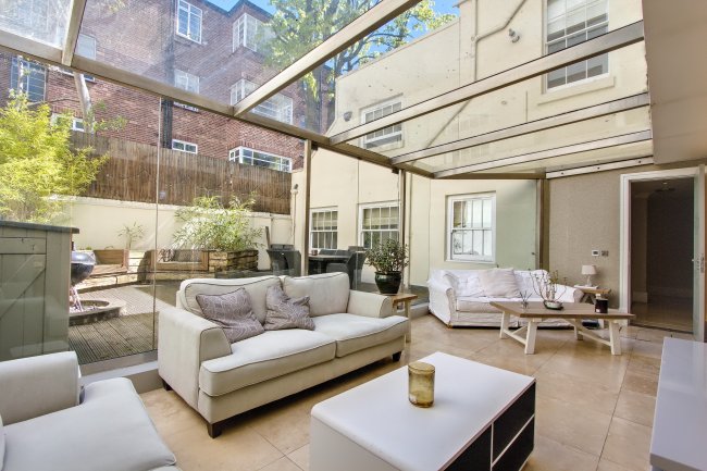 26 Wellington Road, St Johns Wood, London NW8 9SP 1